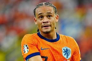 四名英超球员同一场比赛为荷兰破门，荷兰队史首次